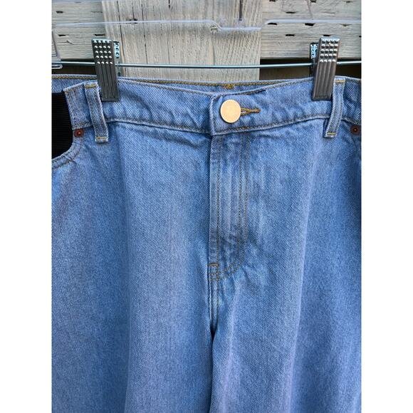 ASOS Light Wash Distressed Relaxed Fit Jeans Size 14 - Picture 4 of 5